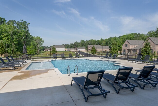 Building Photo - 1118 Stonebrook Ln