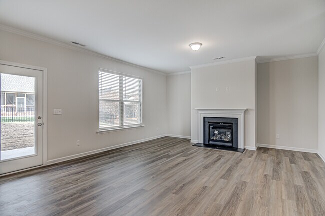Building Photo - 3305 Ardmore St