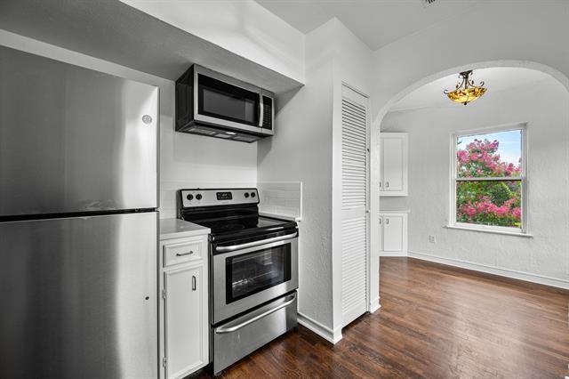 Building Photo - 3458 Normandy Ave