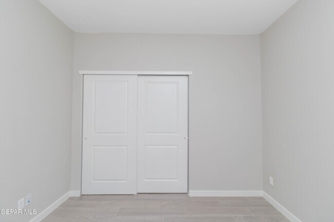 Building Photo - 10608 Hidden Palm Pl