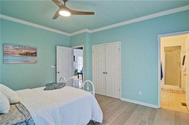 Building Photo - 4060 Merritt Dr