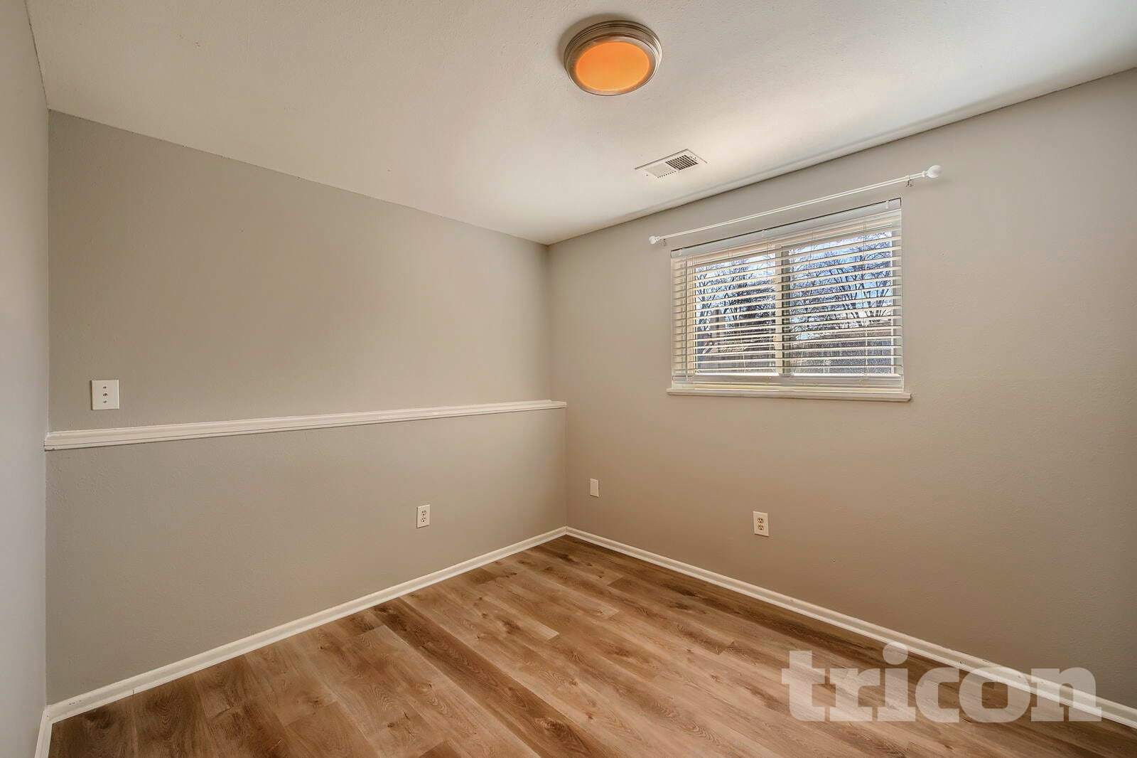 Building Photo - 16319 E Bates Dr