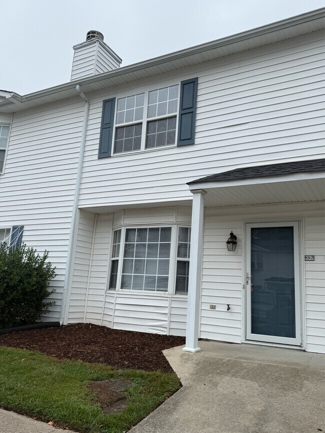 Building Photo - 3919-3NN7 Sterling Pointe Dr