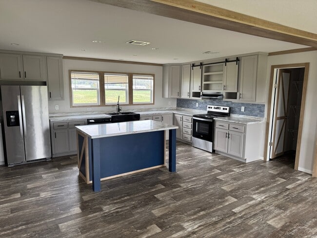 Building Photo - 3922 LA-134