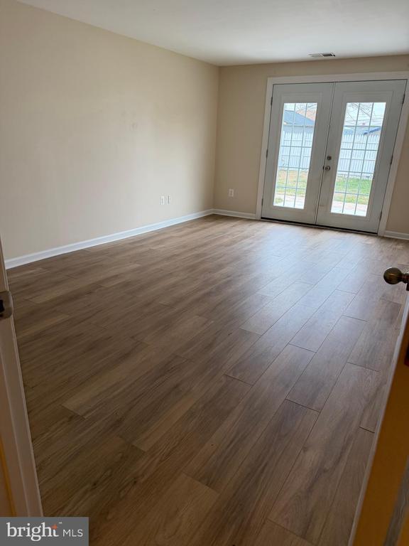 Building Photo - 2407 Saratoga Ave