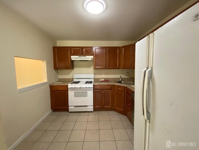 Building Photo - 50 Fisher Dr