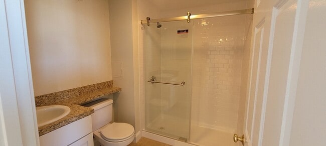 Building Photo - 33 Randolph St