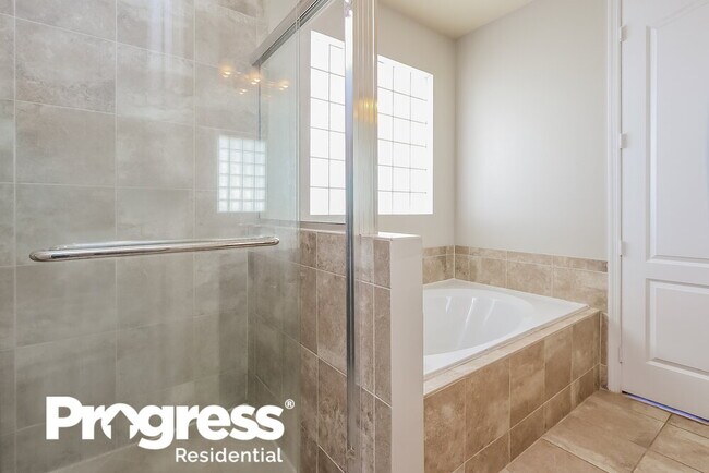 Building Photo - 3805 Aspen Leaf Dr