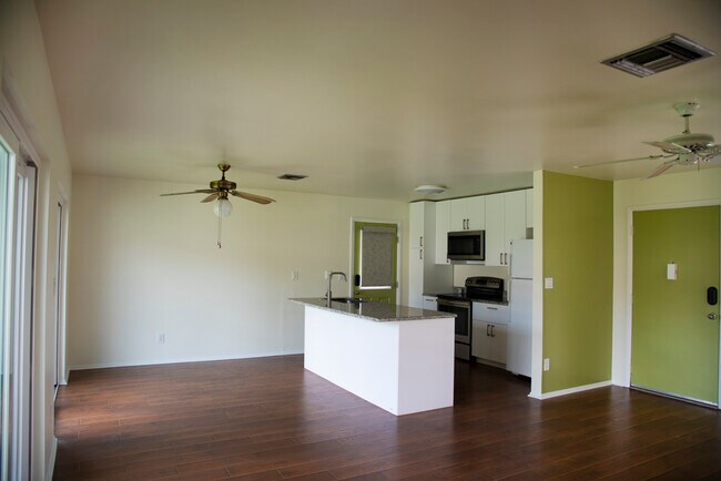 Building Photo - 10116 Fairtree Ln