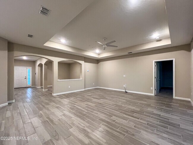 Building Photo - 9627 Lovage Ln