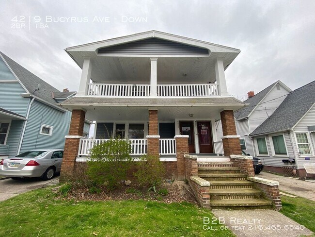 Primary Photo - Spacious and ready to call home!