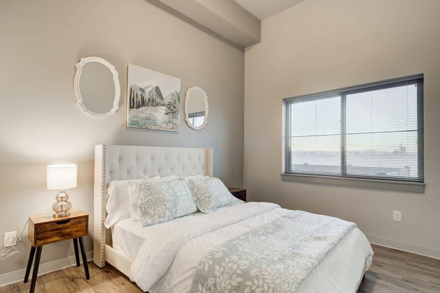 Building Photo - 2210 Remington Way