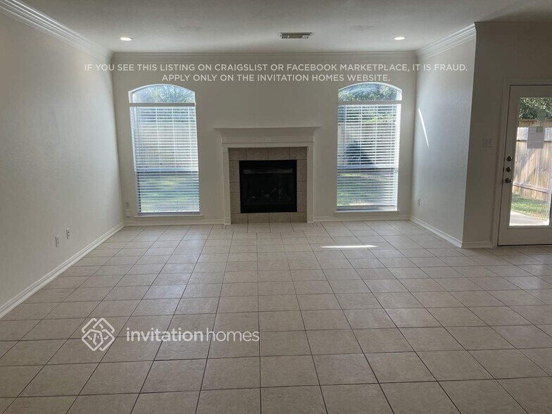 Building Photo - 15231 Henderson Point Dr