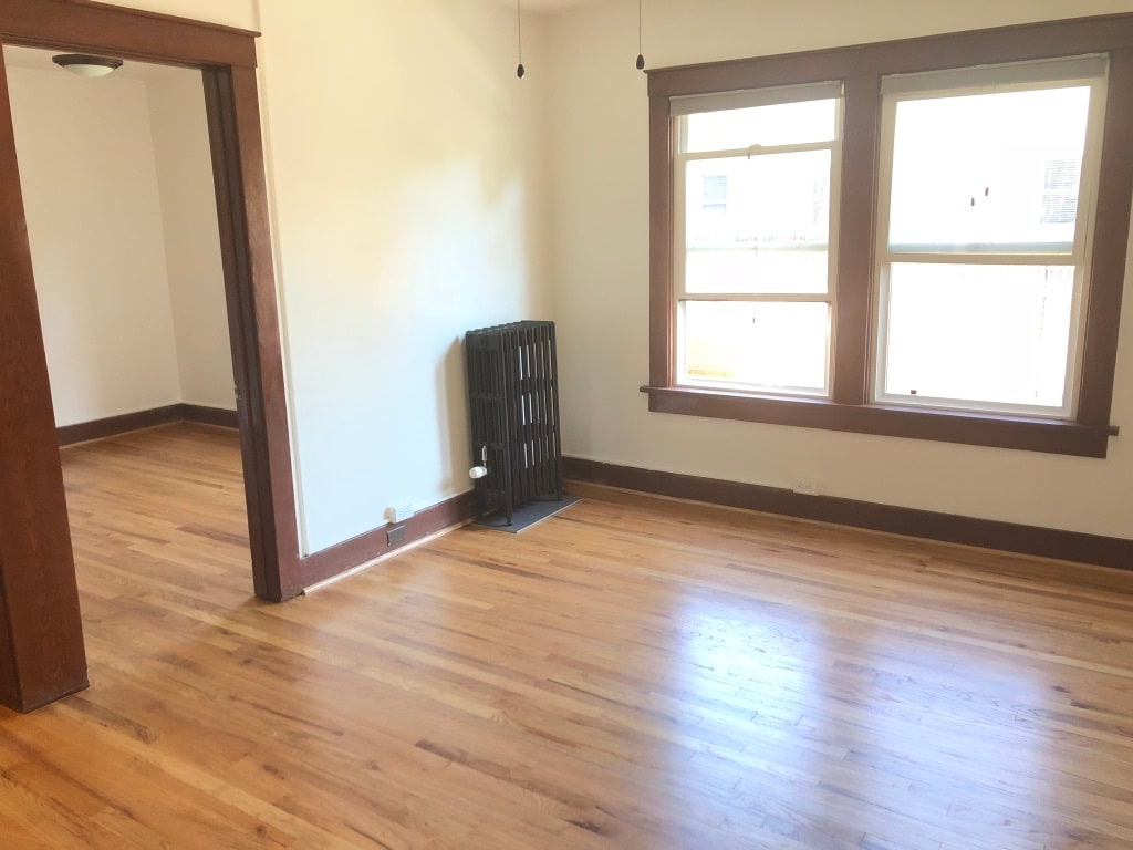 Building Photo - 513 Terry St