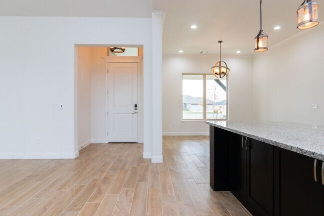 Building Photo - Available with our Lease with Purchase Opt...