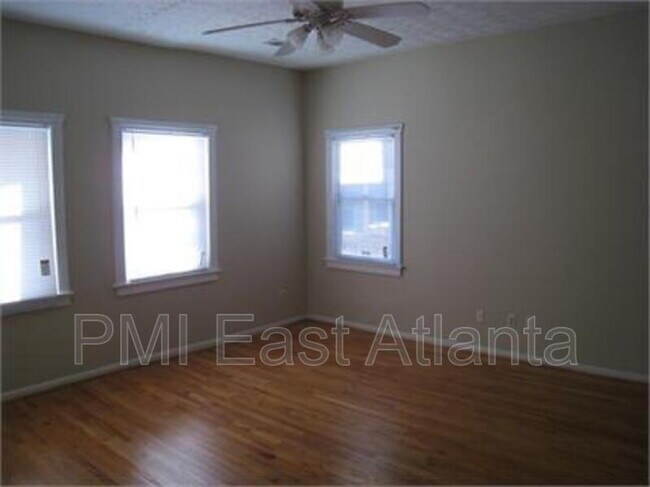 Building Photo - 486 Old Wheat St NE