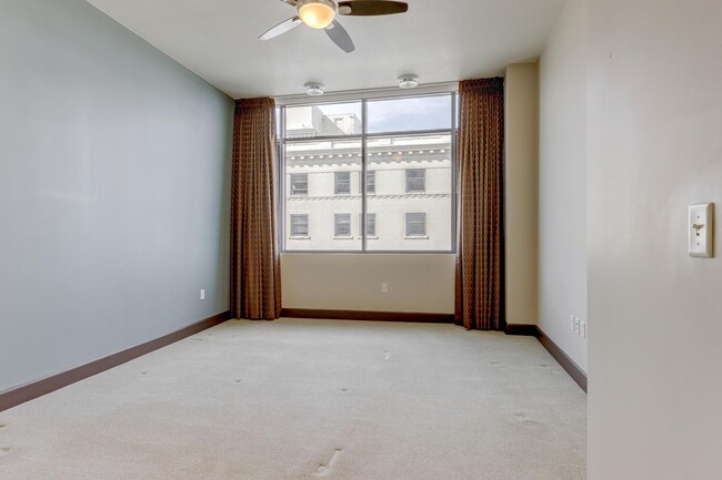 Building Photo - Rear opportunity in Downtown Boise!