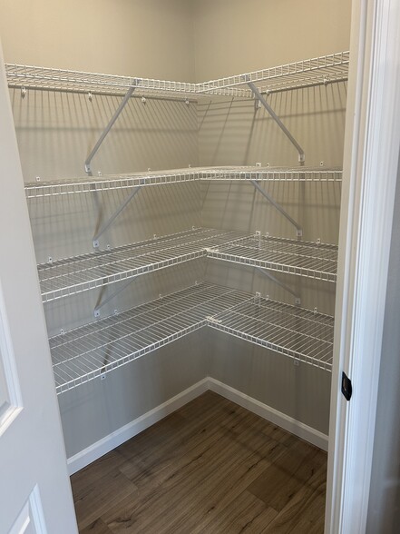 Kitchen Pantry - 5940 S Coneflower Ave
