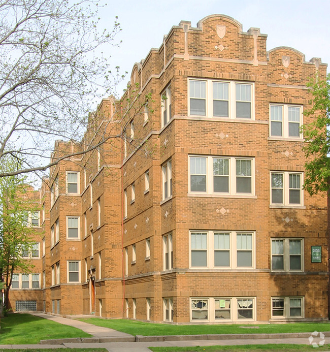 Building Photo - 710-712 N. Austin Blvd. Oak Park, IL 60302