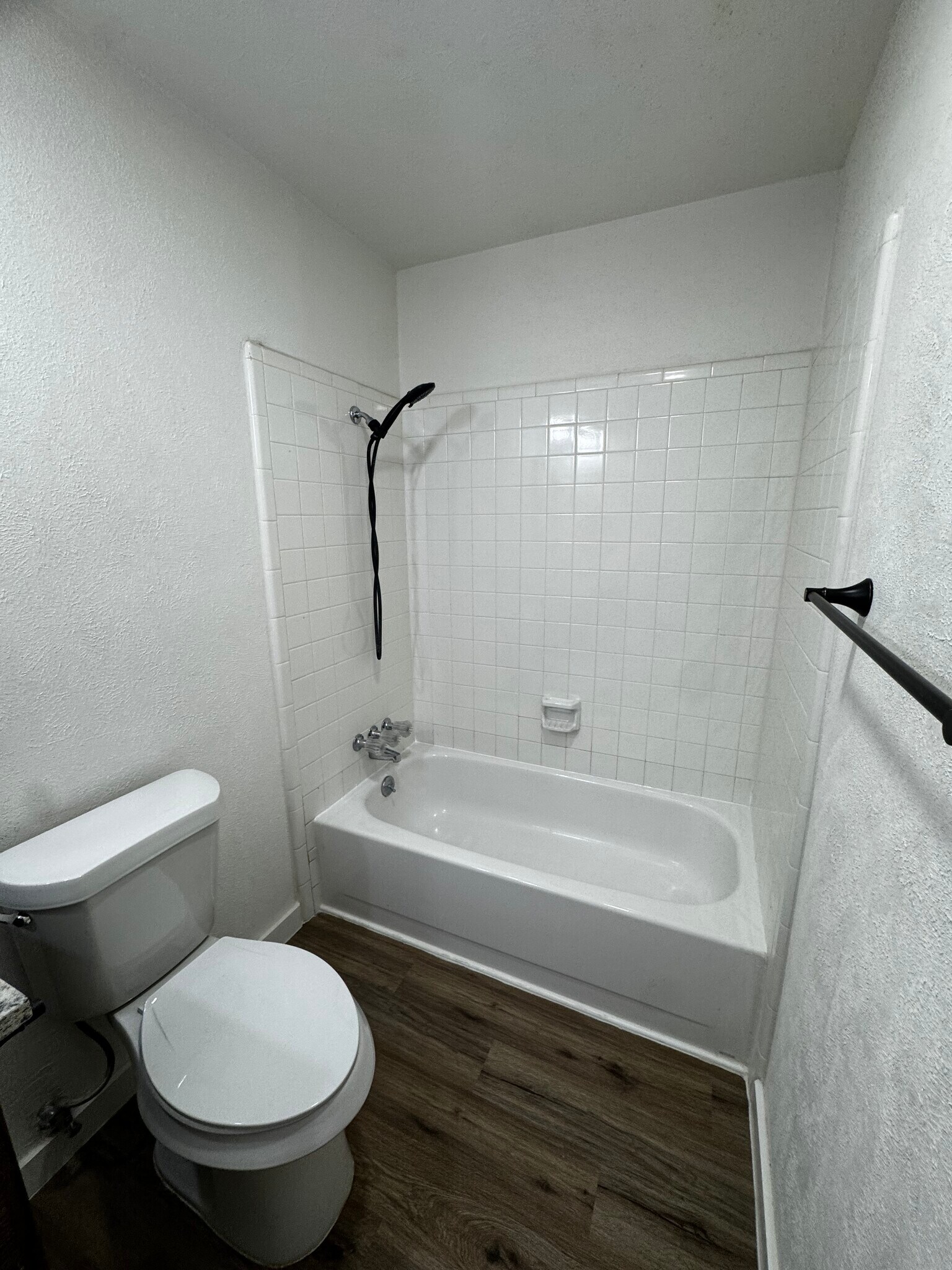 Building Photo - 7505 Whitewood Dr