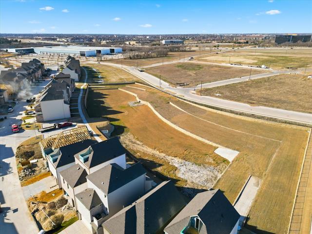 Building Photo - 1504 Lake District Dr