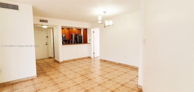 Building Photo - 7035 NW 186th St