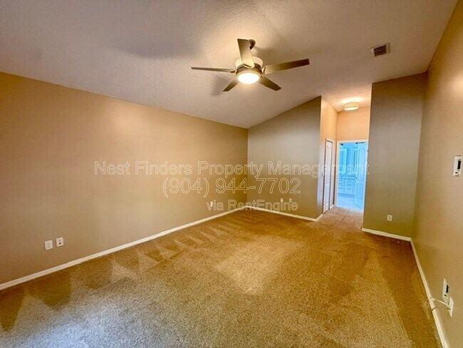 Building Photo - 13658 Kayak Ct
