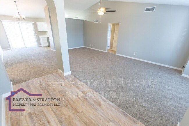 Building Photo - 6524 E Ingram St
