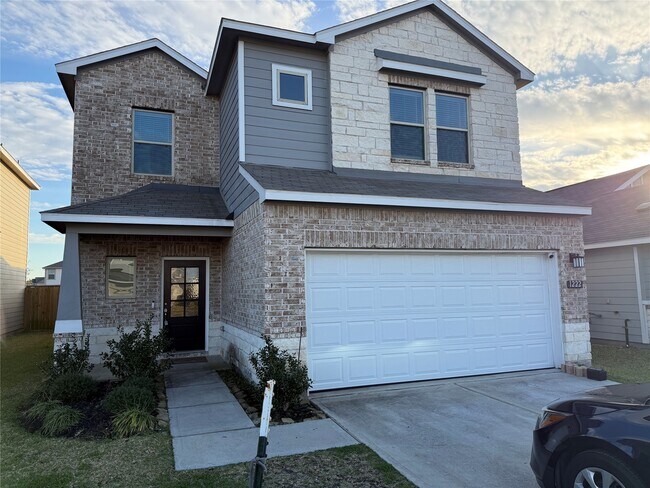 Building Photo - 1222 Obispo Ct