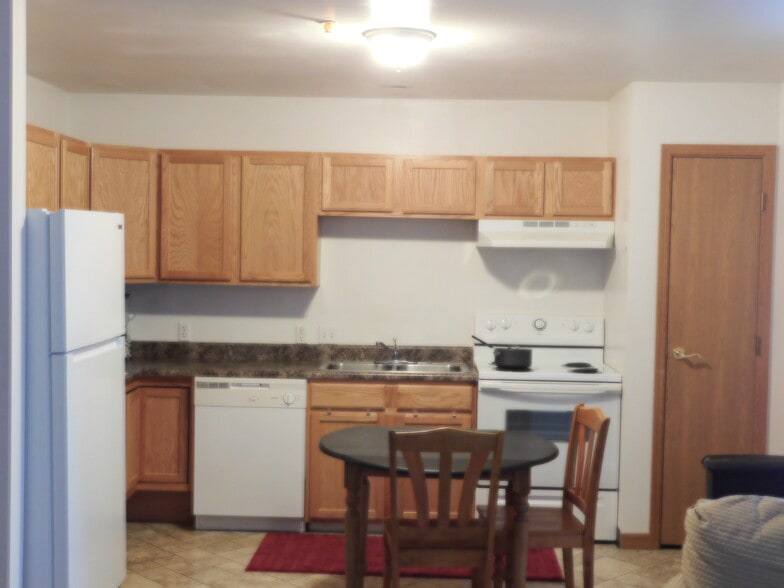 Building Photo - 400 Beaver St