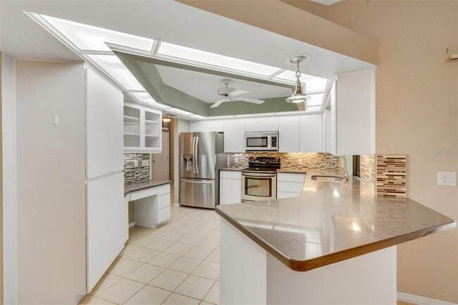 Building Photo - 3845 Garnet Dr