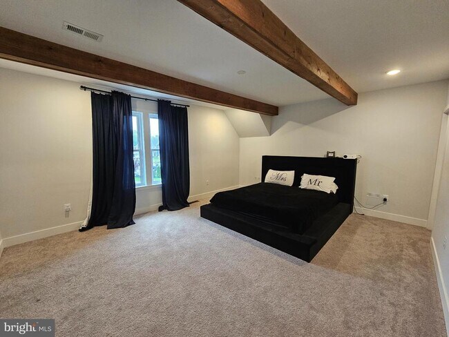 Building Photo - 470 Waterfords Edge Ct