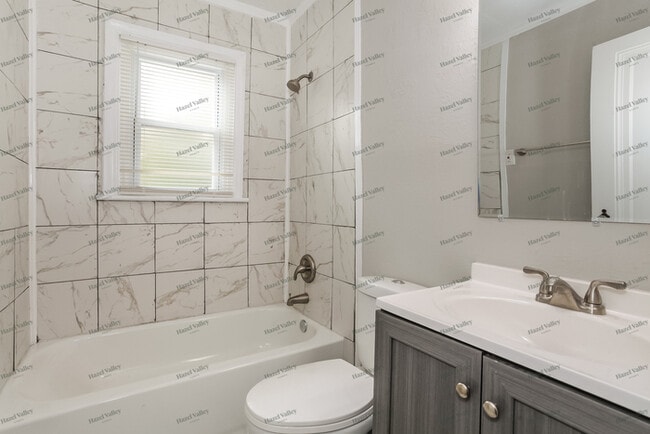 Building Photo - 4753 Prosperity Pl