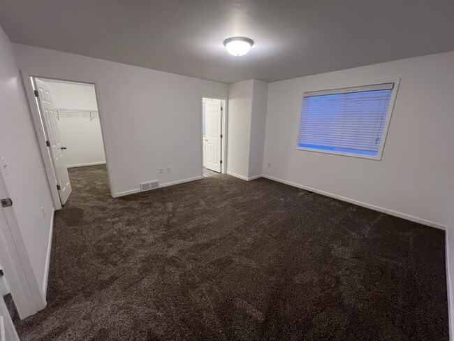 Building Photo - 5878 36th St S