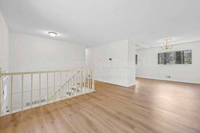 Building Photo - 4410 Carrollwood Dr