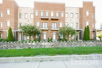 Building Photo - 6817 Charlotte Pike