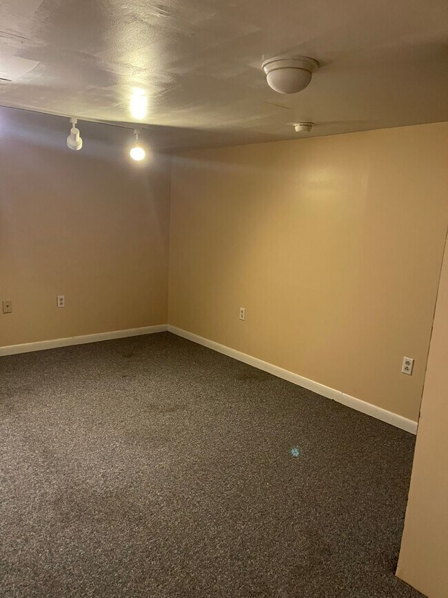 Building Photo - Single Family in Bear