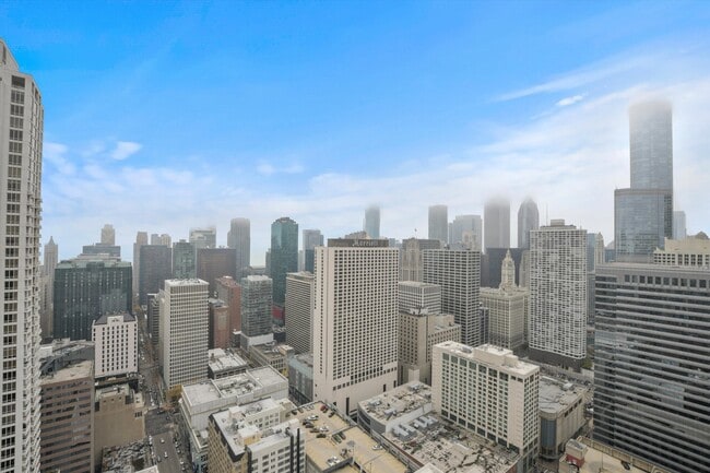 Building Photo - 10 E Ontario St