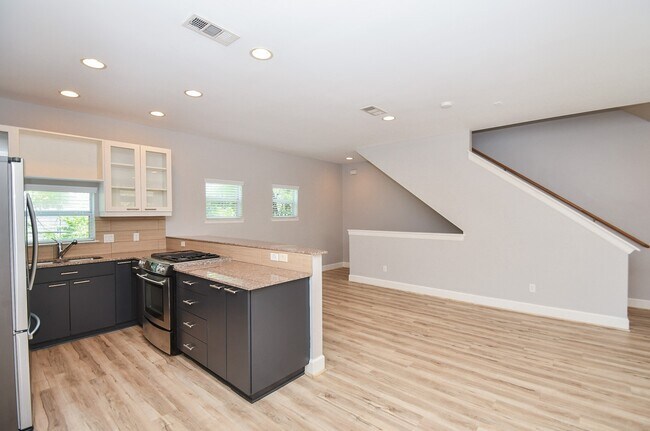 Building Photo - 3507 Mosley Ct