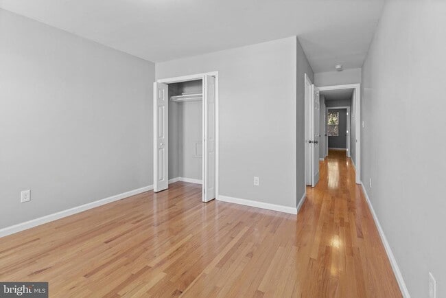 Building Photo - 513 S Chester St