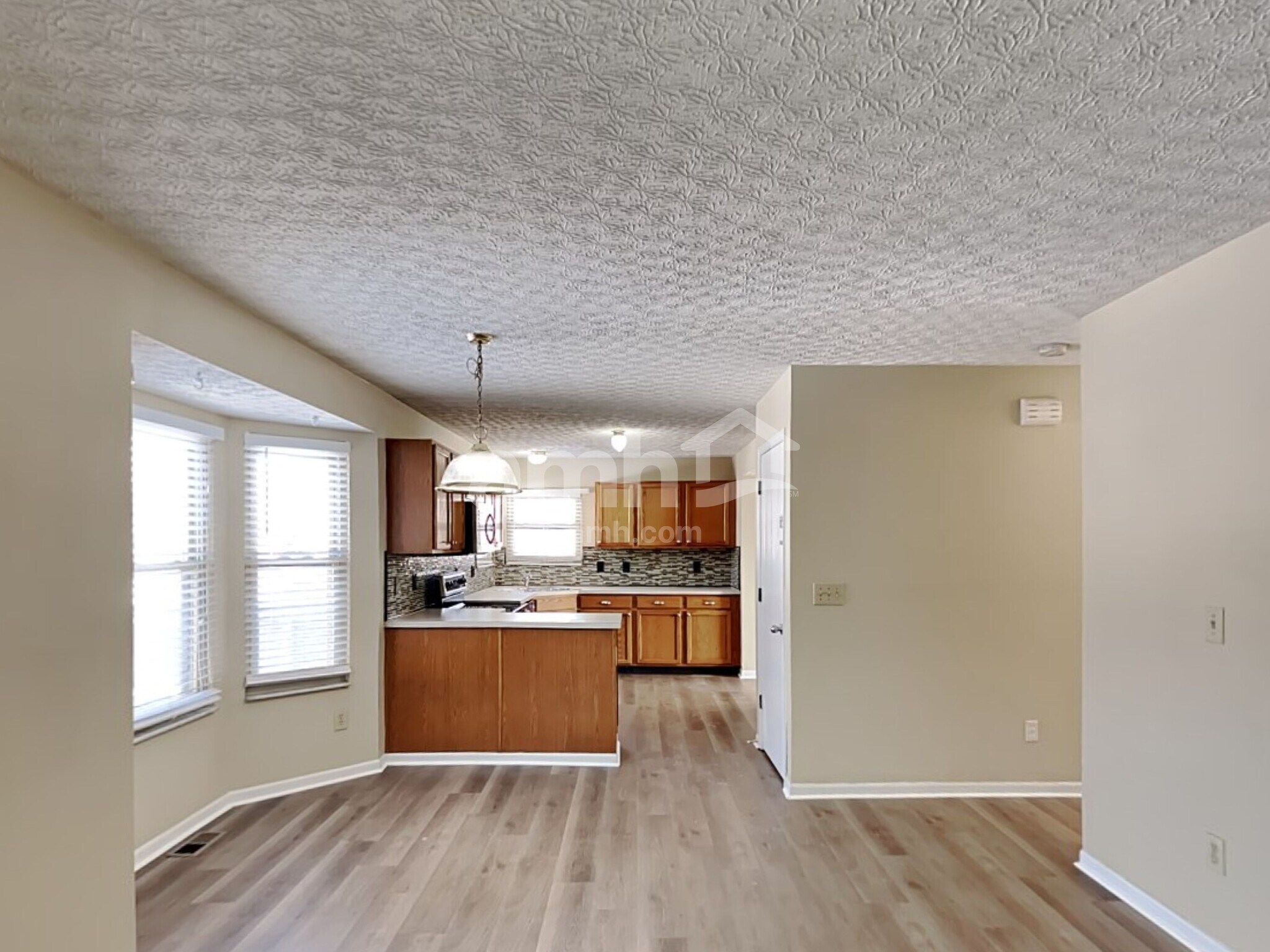 Building Photo - 5798 Sharets Dr