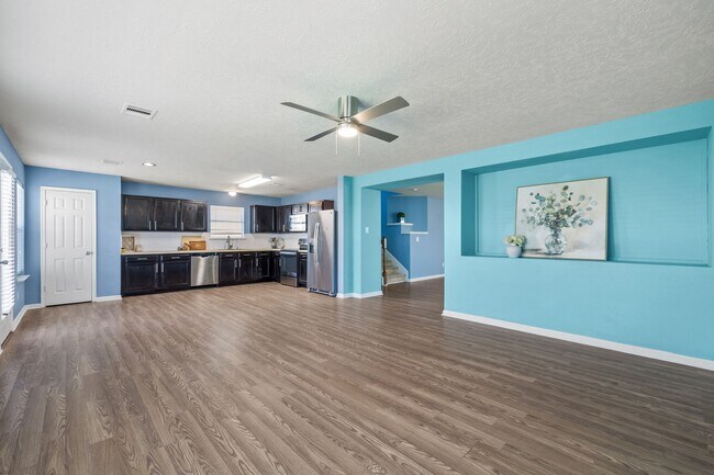 Building Photo - 2715 Skyview Knoll Ct