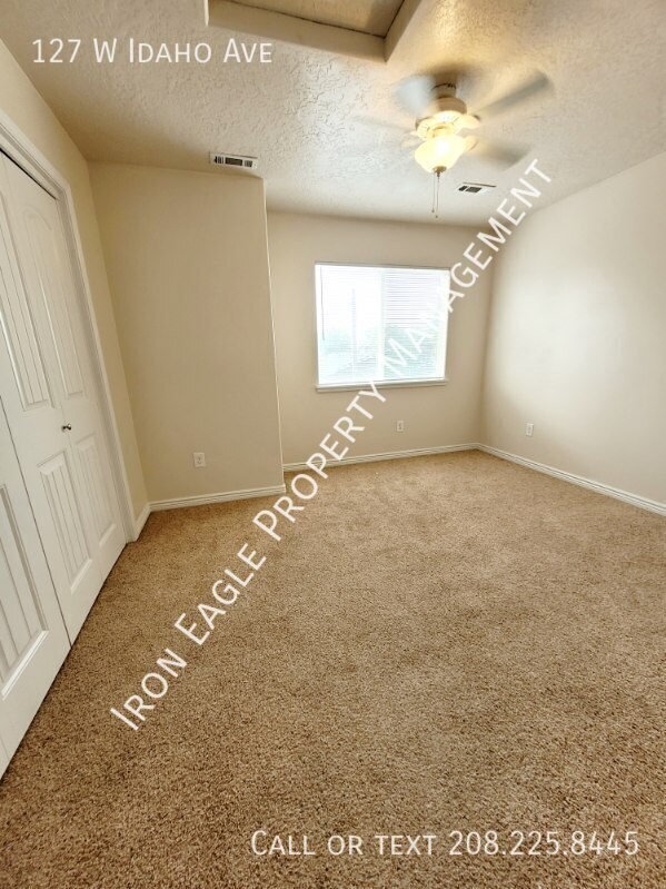 Building Photo - 127 W Idaho Ave
