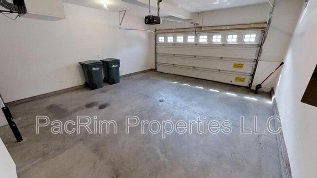 Building Photo - 5740 Sapphire Loop