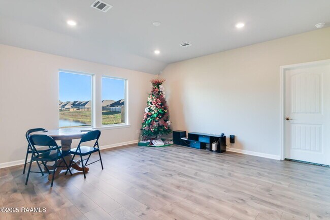 Building Photo - 108 Chesson Hl Dr