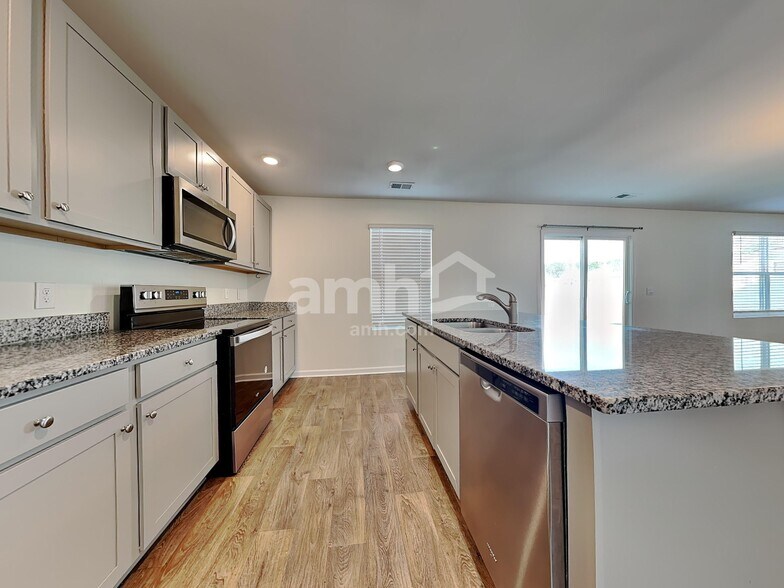 Building Photo - 176 Tobago Cir