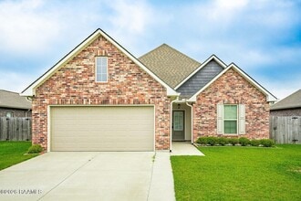 Building Photo - 202 Sparkling Meadows Ln