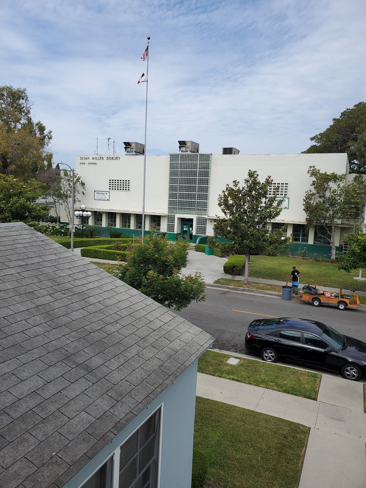 Looking out over neighborhood - 3526 Farmdale Ave