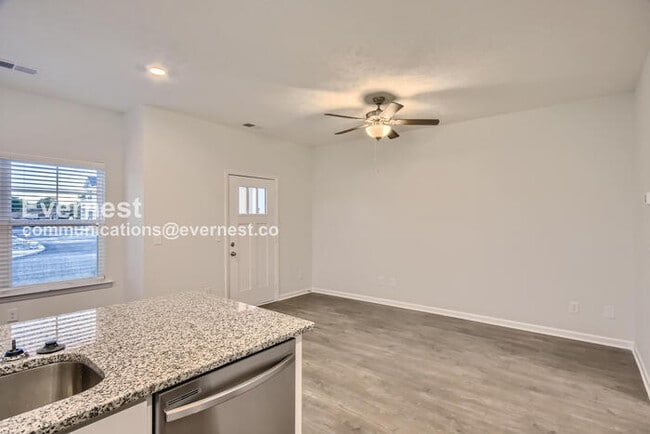 Building Photo - 208 Ansley Wy