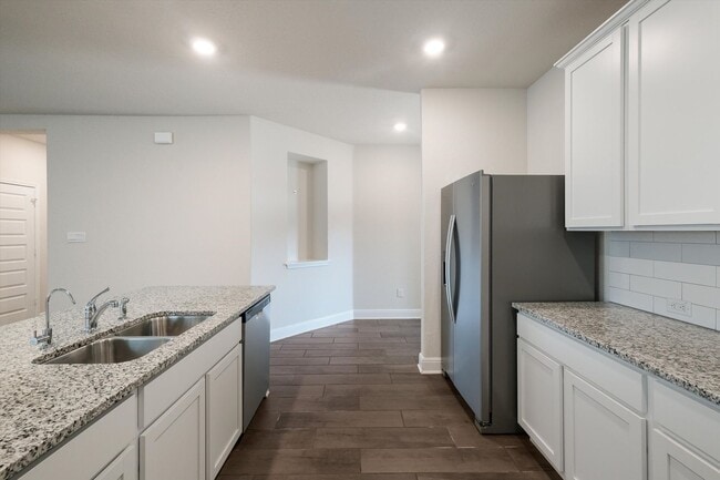 Building Photo - 29563 Dusty Copper